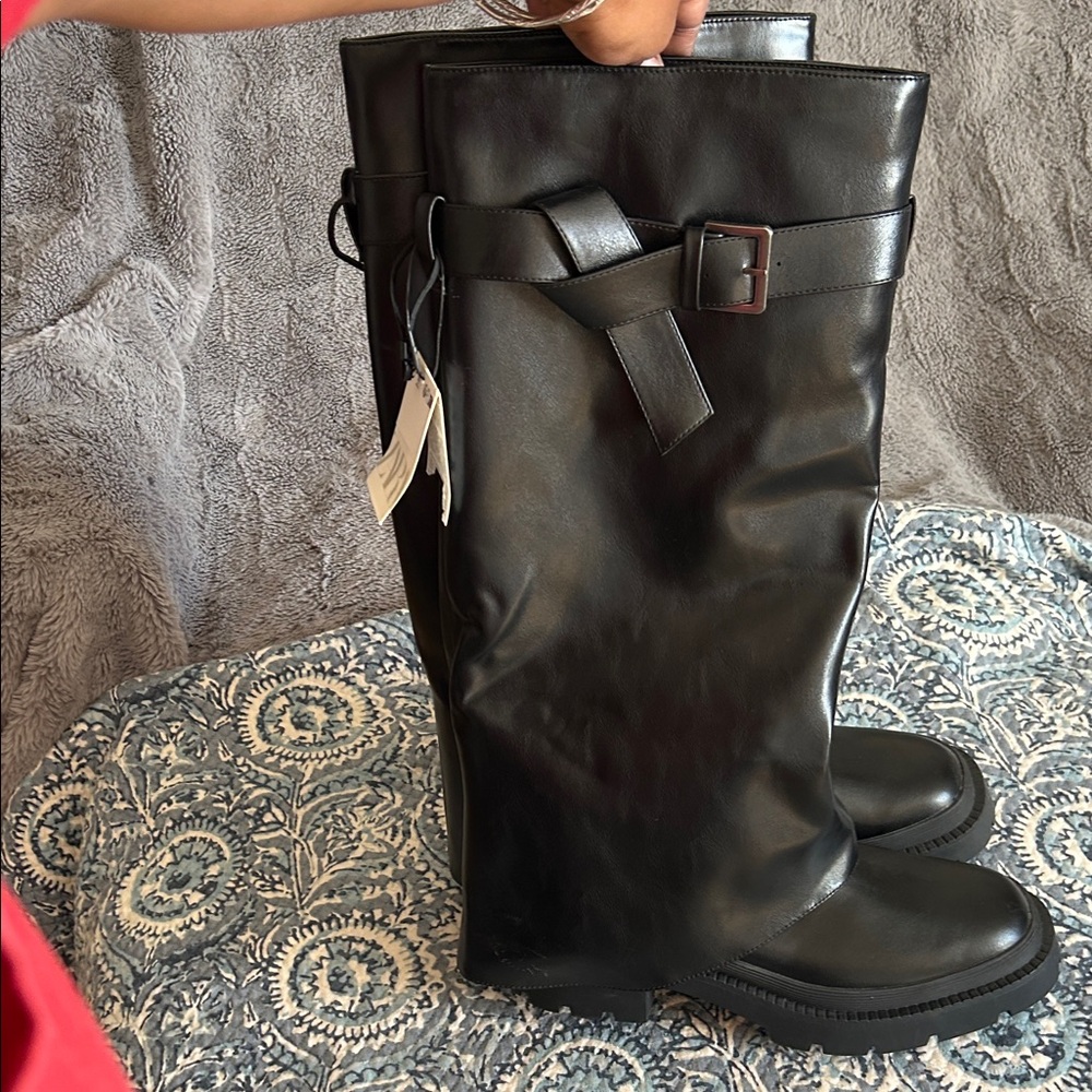 NWT Zara Boots with Buckle